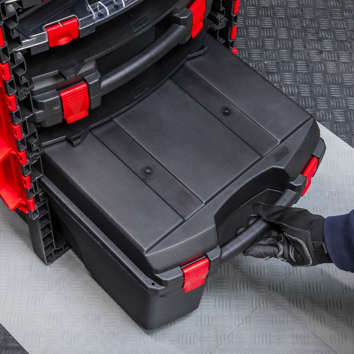 Sealey Professional Mobile Toolbox with 5 Removable Storage Cases - Image 6