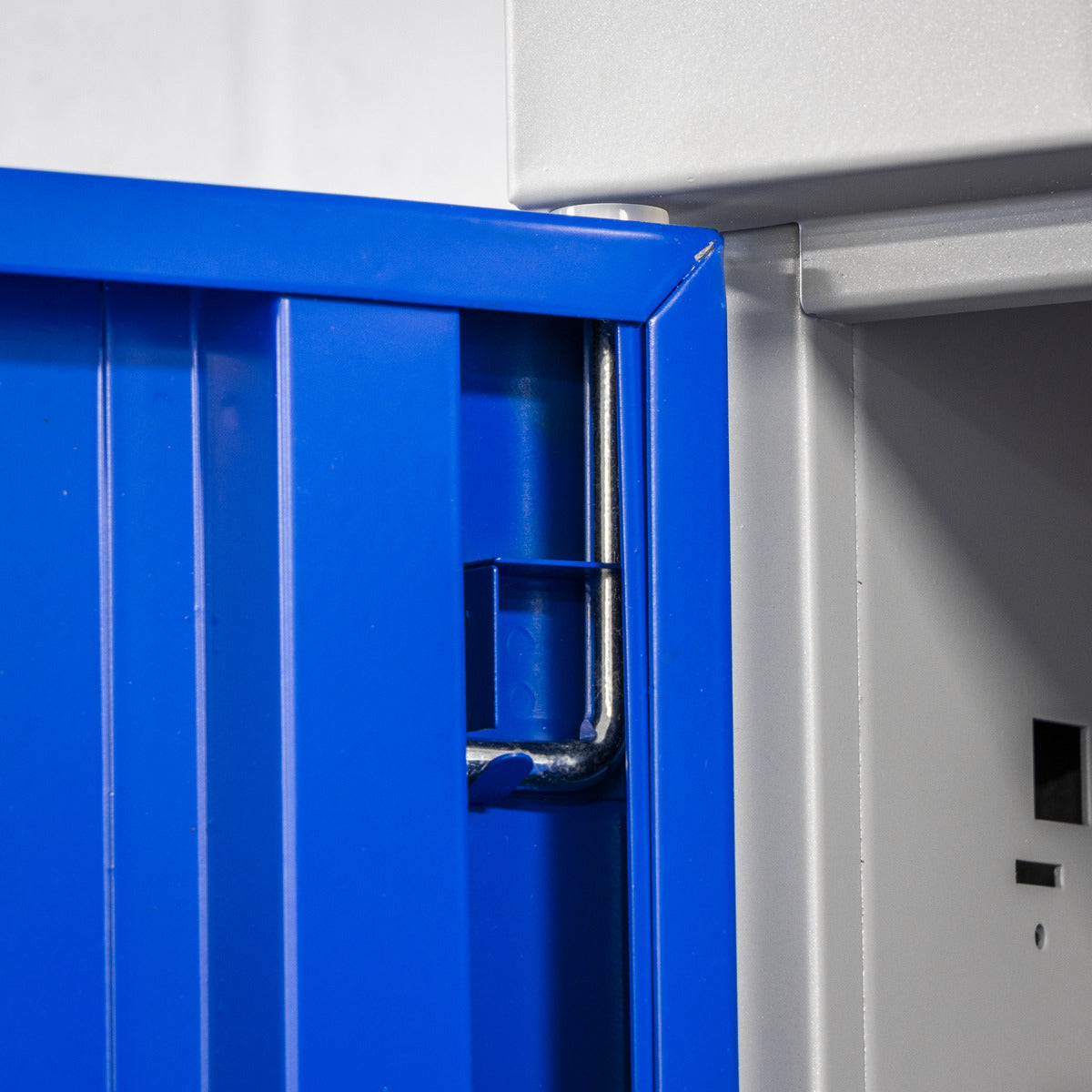 Premier Industrial Cabinet with 2 Drawers & 3 Shelves 1800mm APICCOMBO2