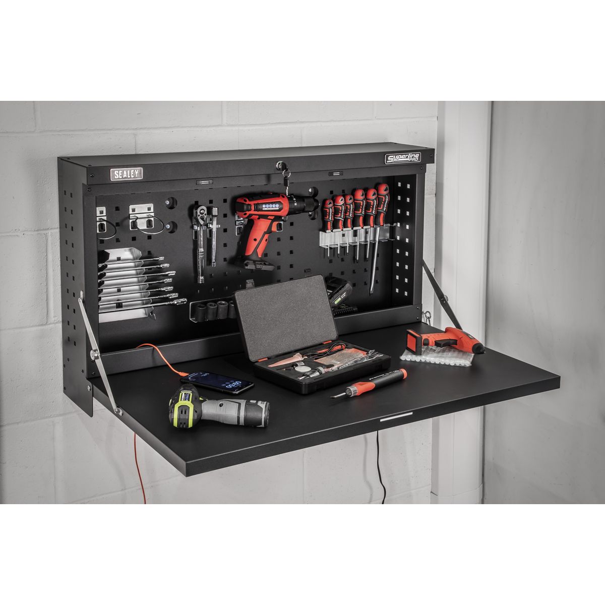 Sealey Superline PRO Wall Mounting Foldable Workbench 900mm - Image 4
