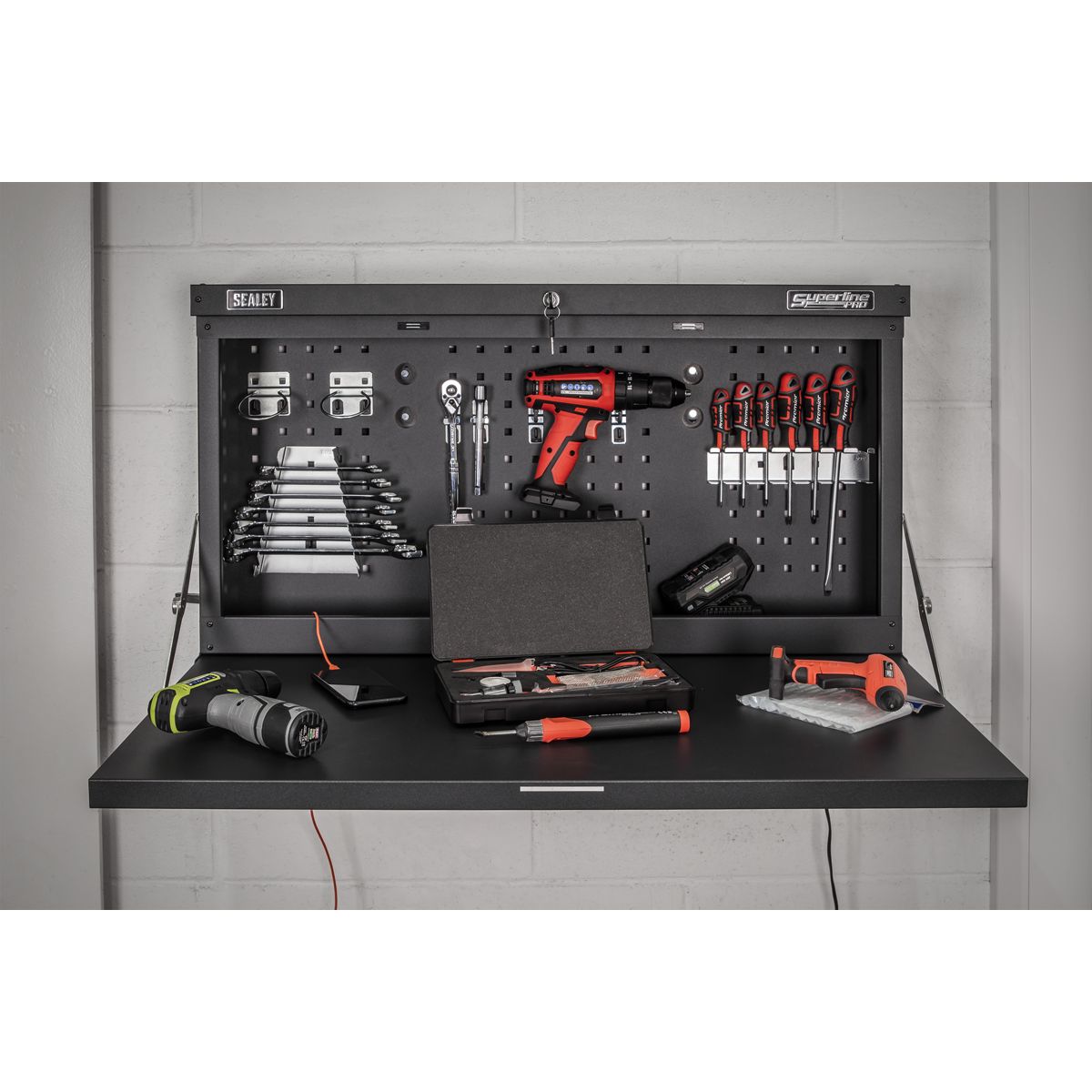 Sealey Superline PRO Wall Mounting Foldable Workbench 900mm - Image 5