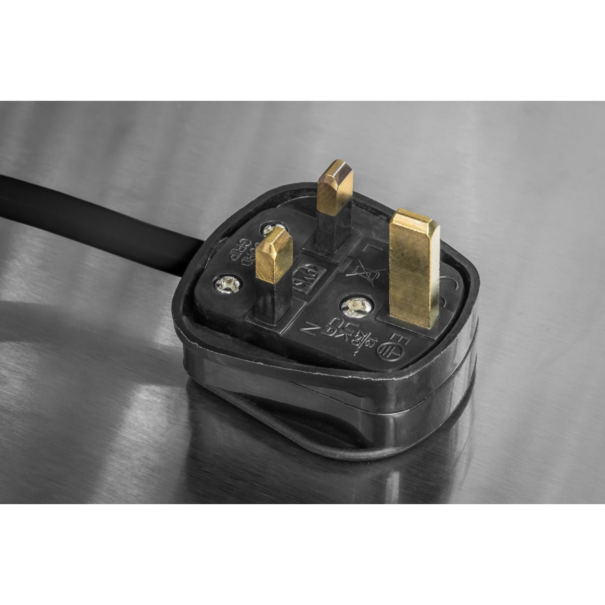 Sealey 50m Cable Reel with Thermal Trip 4 x 230V - Image 5