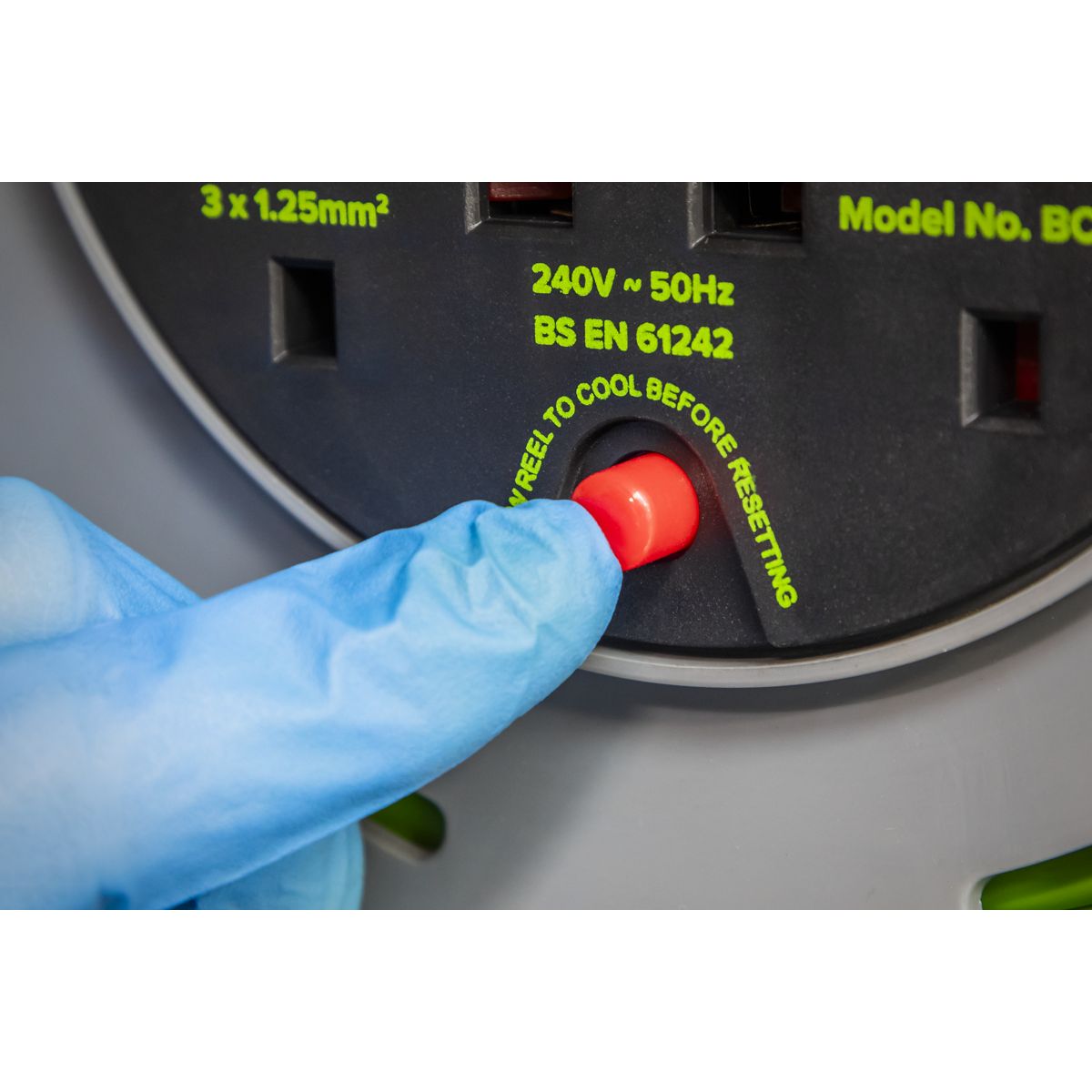 Sealey 50m Cable Reel with Thermal Trip 4 x 230V - Hi-Vis Green - Image 7