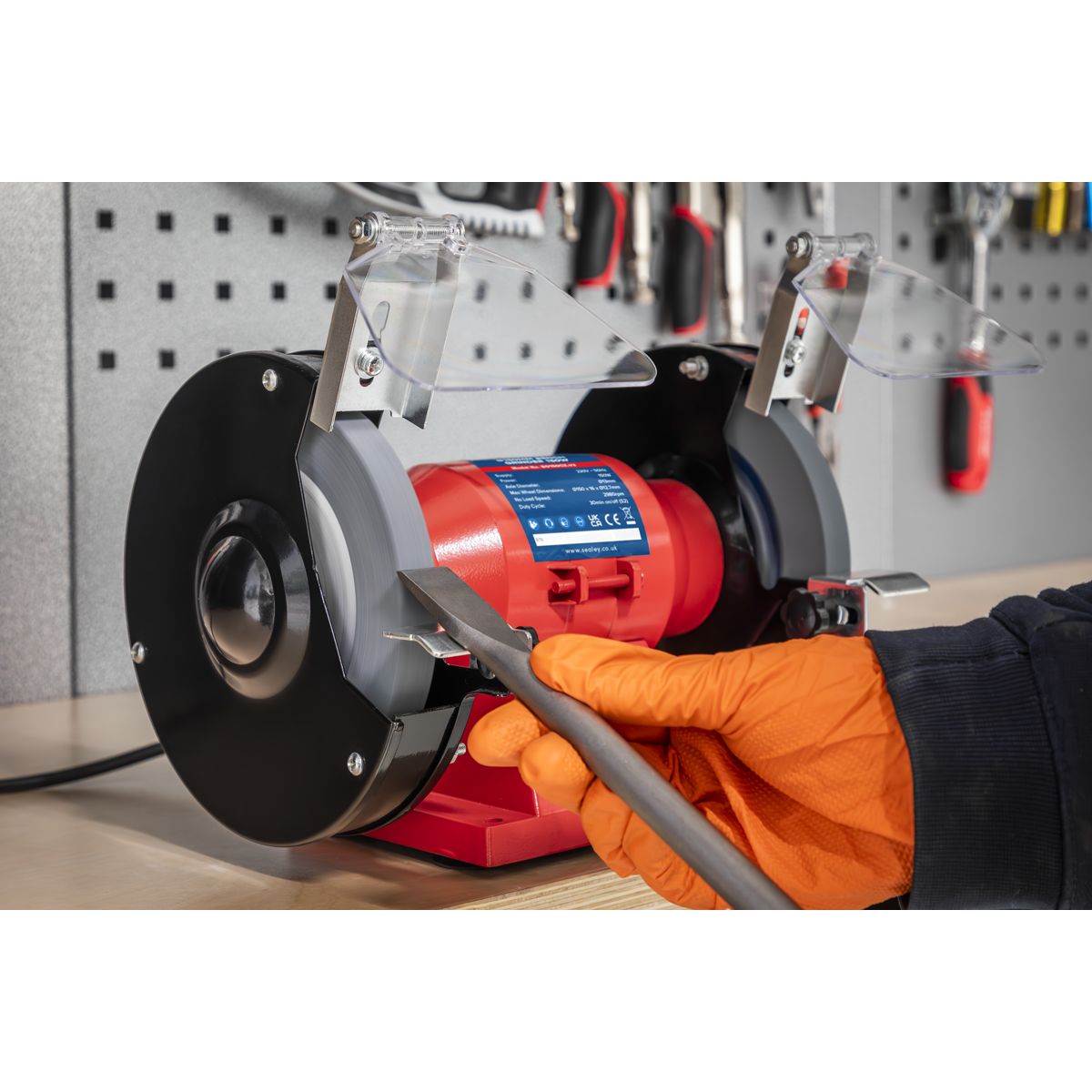 Sealey 150mm Bench Grinder 150W/230V - Image 3