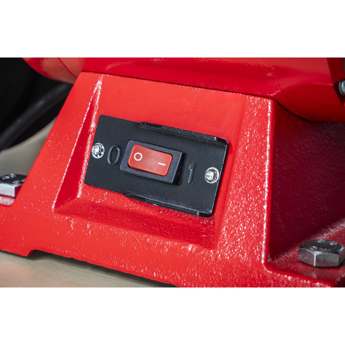 Sealey 200mm Bench Grinder 600W/230V - Image 4