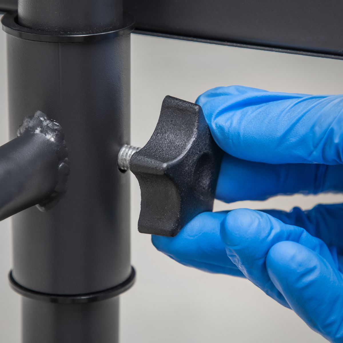 Sealey Ceramic Heater with Tripod Stand 1.4/2.8kW, 230V - Image 6