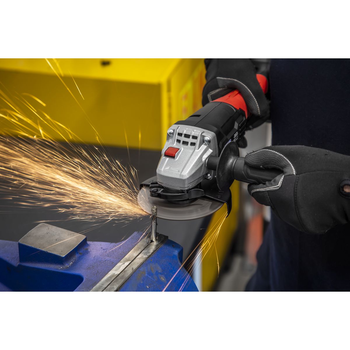 Sealey SV20 Series 115mm Cordless Angle Grinder 20V - Body Only - Image 7