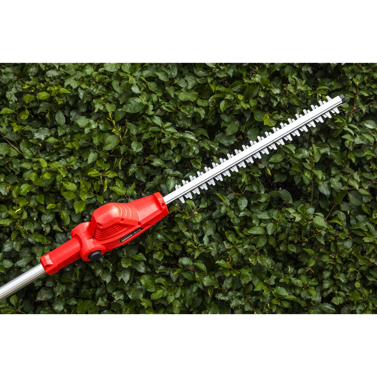 Sealey SV20 Series 45cm Cordless Pole Hedge Trimmer 20V - Image 4