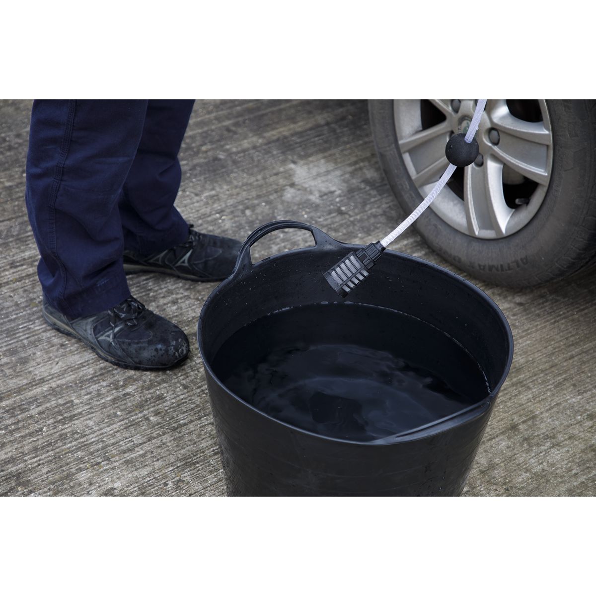 Sealey SV20 Series 22bar Cordless Pressure Washer 20V - Body Only - Image 10