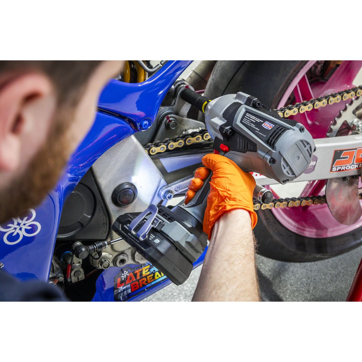 Sealey Premier SV20 Series 1/2"Sq Drive Brushless Cordless Impact Wrench 20V - Body Only - Image 4