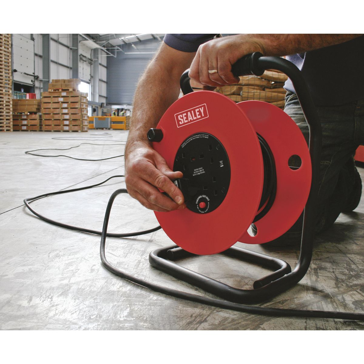 Sealey 50m Heavy-Duty Cable Reel with Thermal Trip 4 x 230V - Image 2