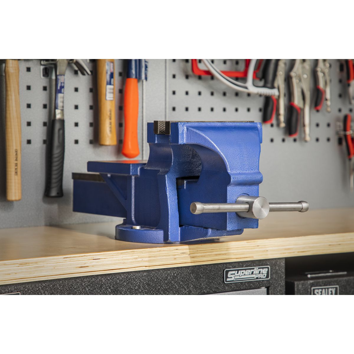 Sealey Professional Heavy-Duty Fixed Base Vice 200mm - Image 6