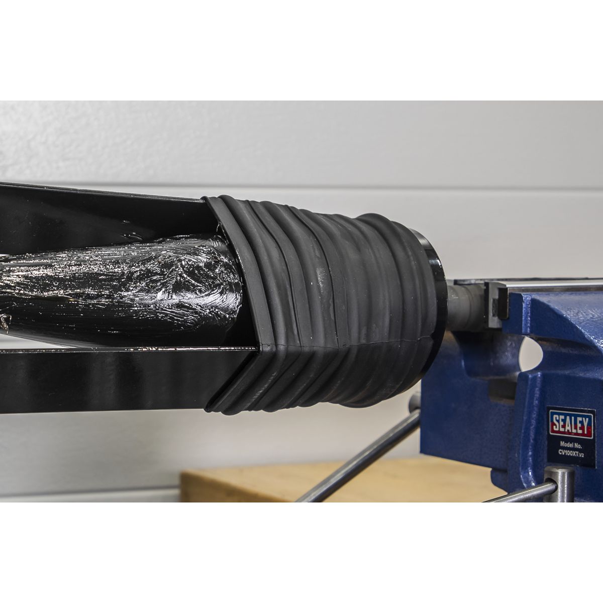 Sealey Universal Stretch CVJ Boot 56-116mm - Pack of 12 x CV96 - Image 3