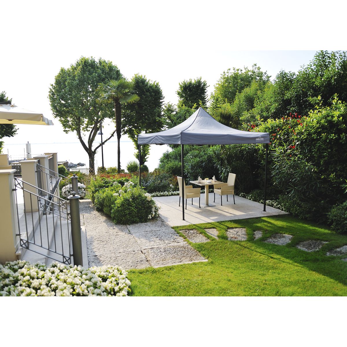 Dellonda Premium 2x2m Pop-Up Gazebo, - Grey Canopy - Image 5