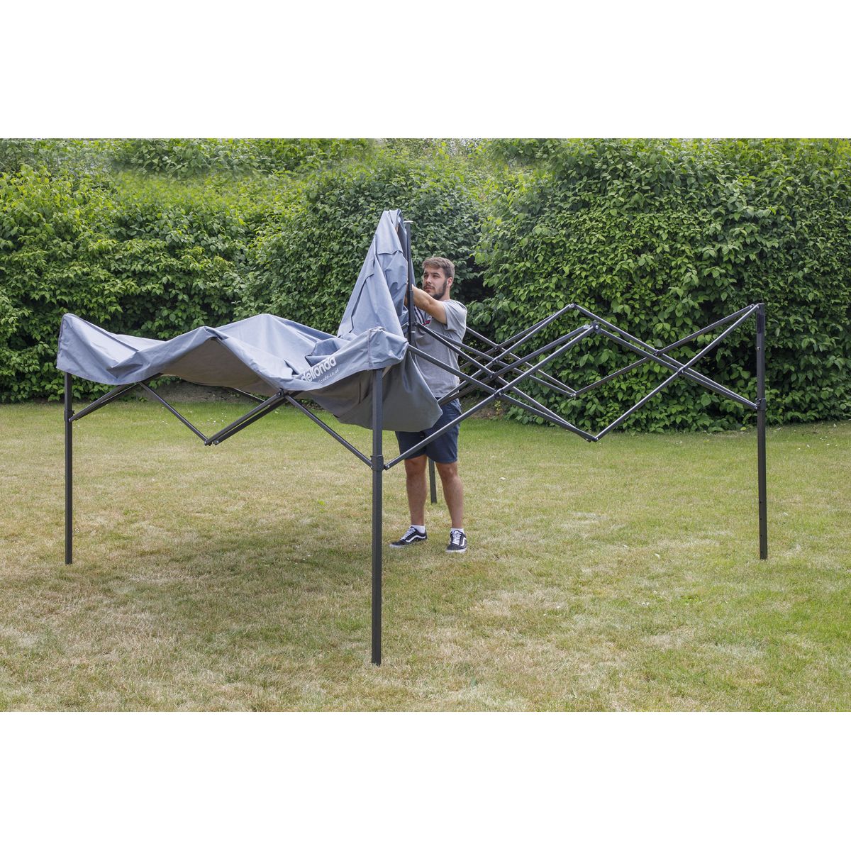 Dellonda Premium 2x2m Pop-Up Gazebo, - Grey Canopy - Image 10
