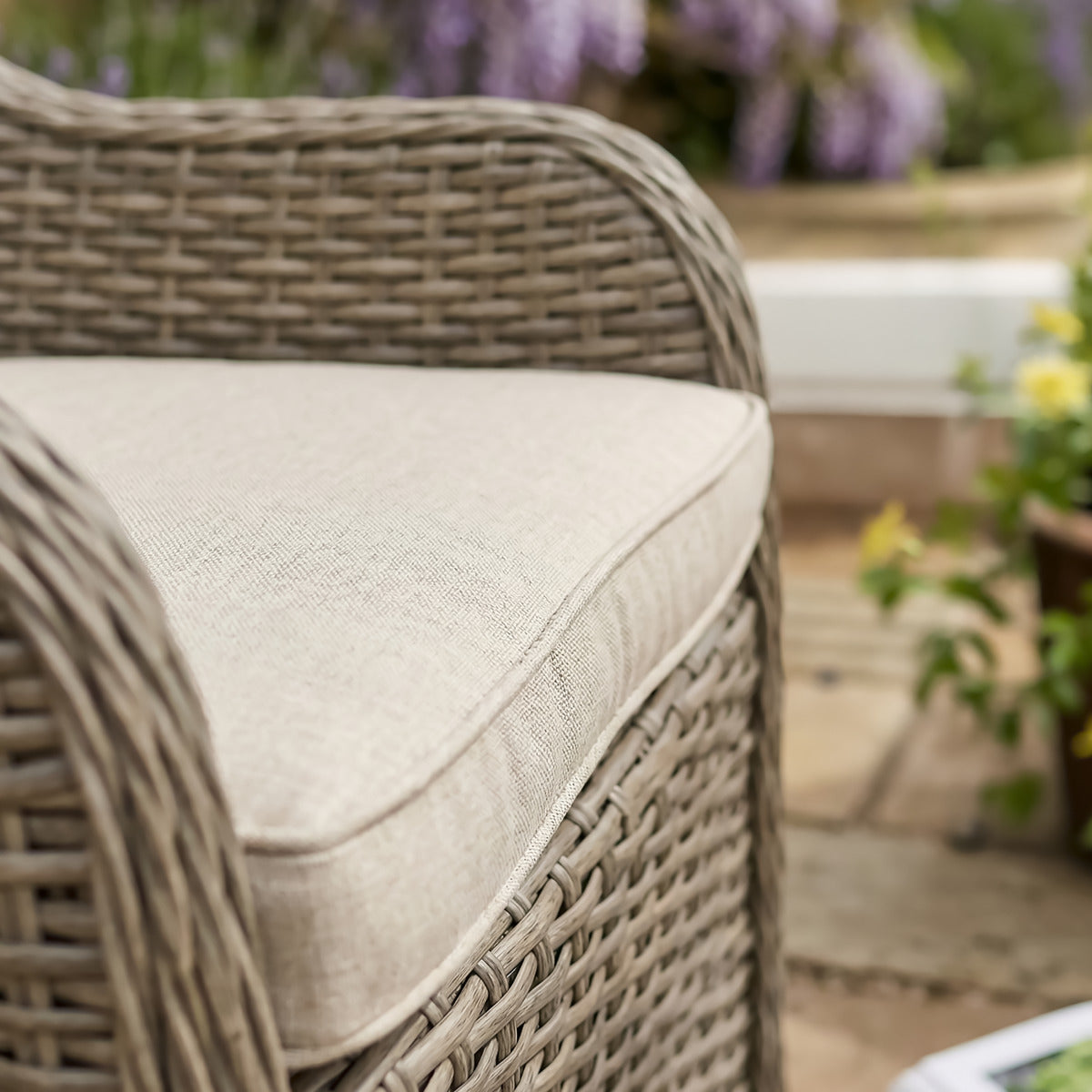Dellonda Chester Rattan Wicker Outdoor Garden Dining Chairs 2pc DG64