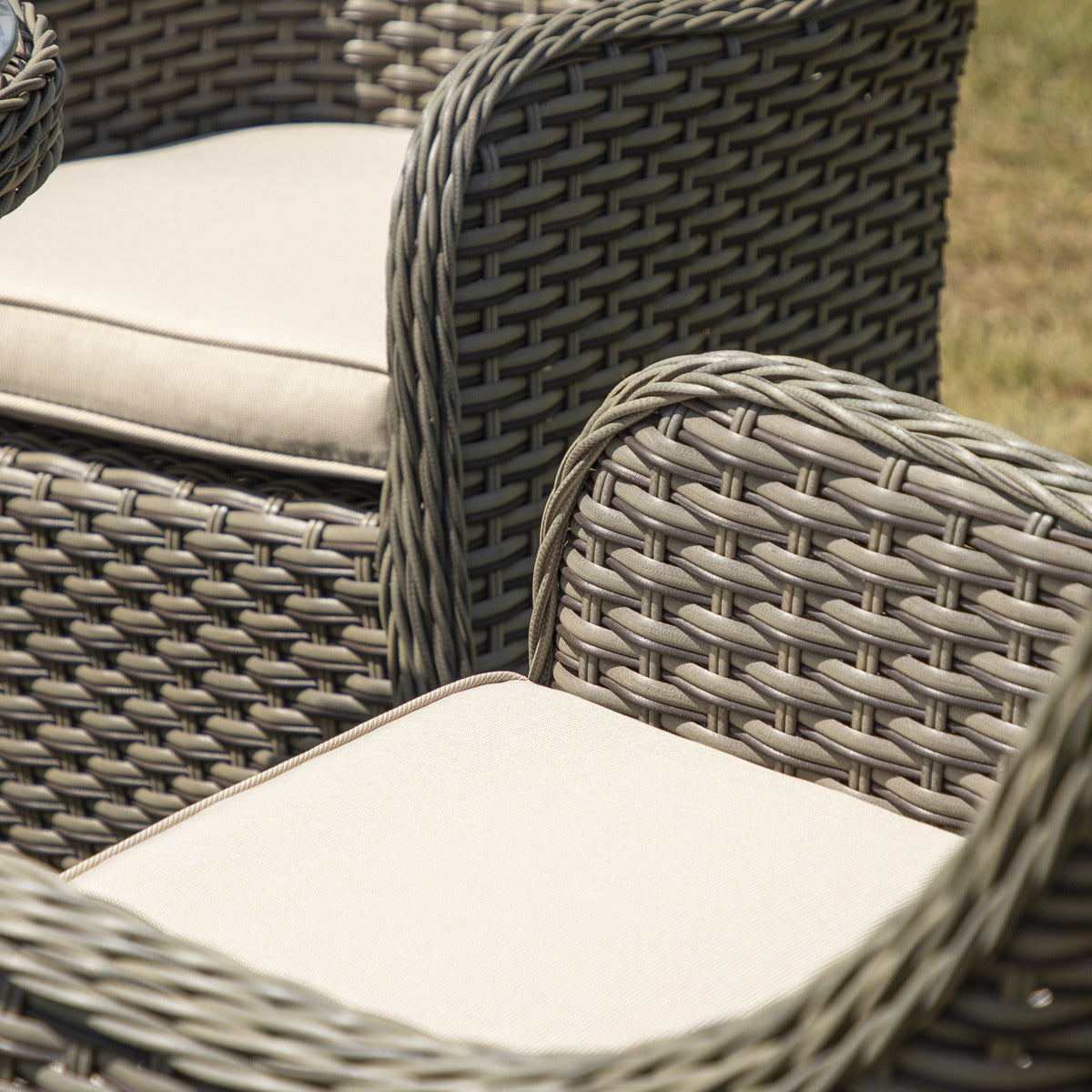 Dellonda Chester Rattan Wicker Outdoor Dining Set with Tempered Glass Tabletop 3pc DG86