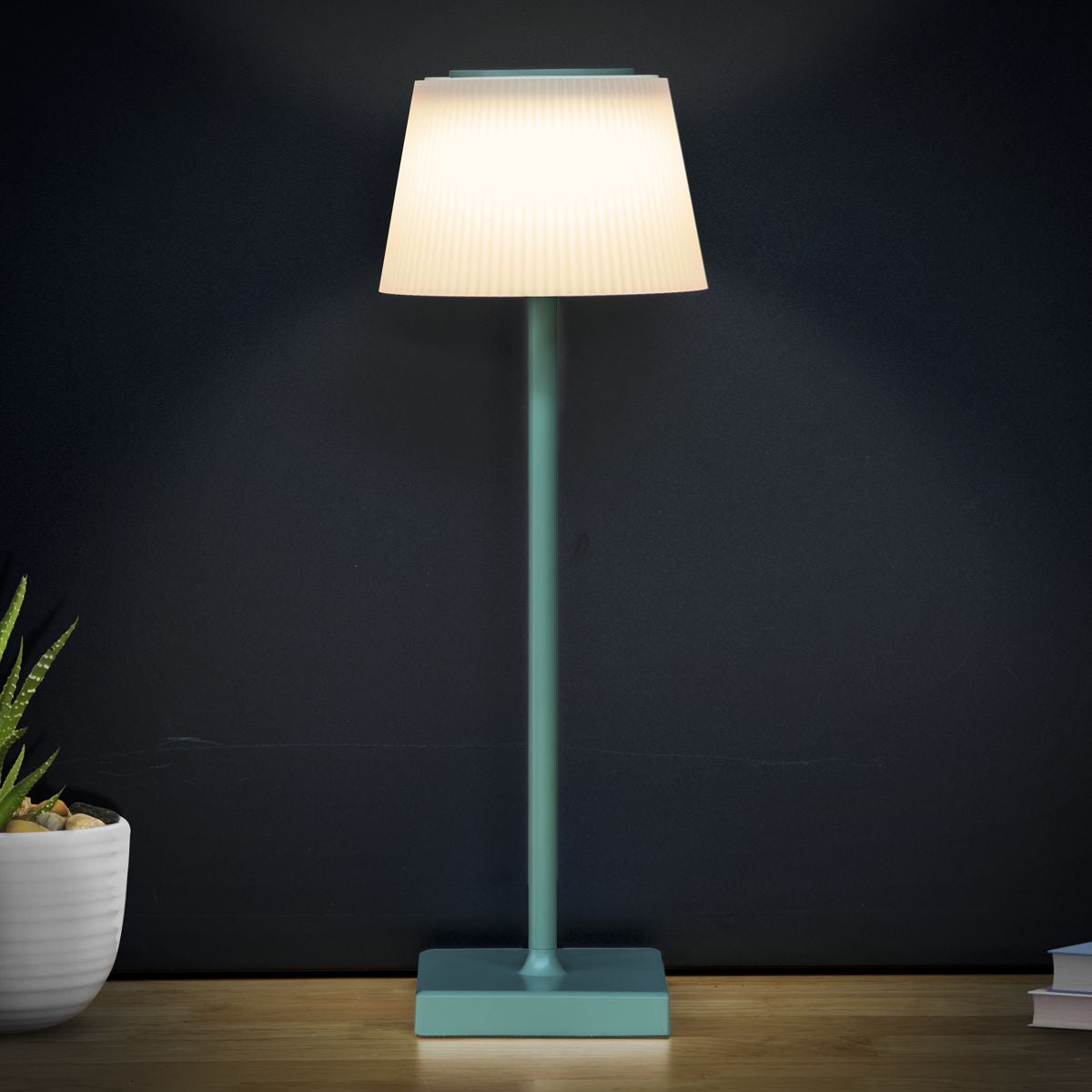 Dellonda Rechargeable Table Lamp for Home Office Restaurant RGB Colours - Image 8
