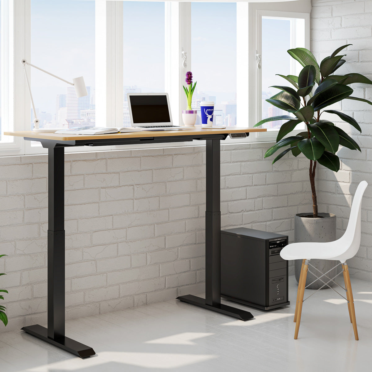Dellonda Oak Electric Height Adjustable Standing Desk, 1400 x 700mm Dual Motor 100kg DH33