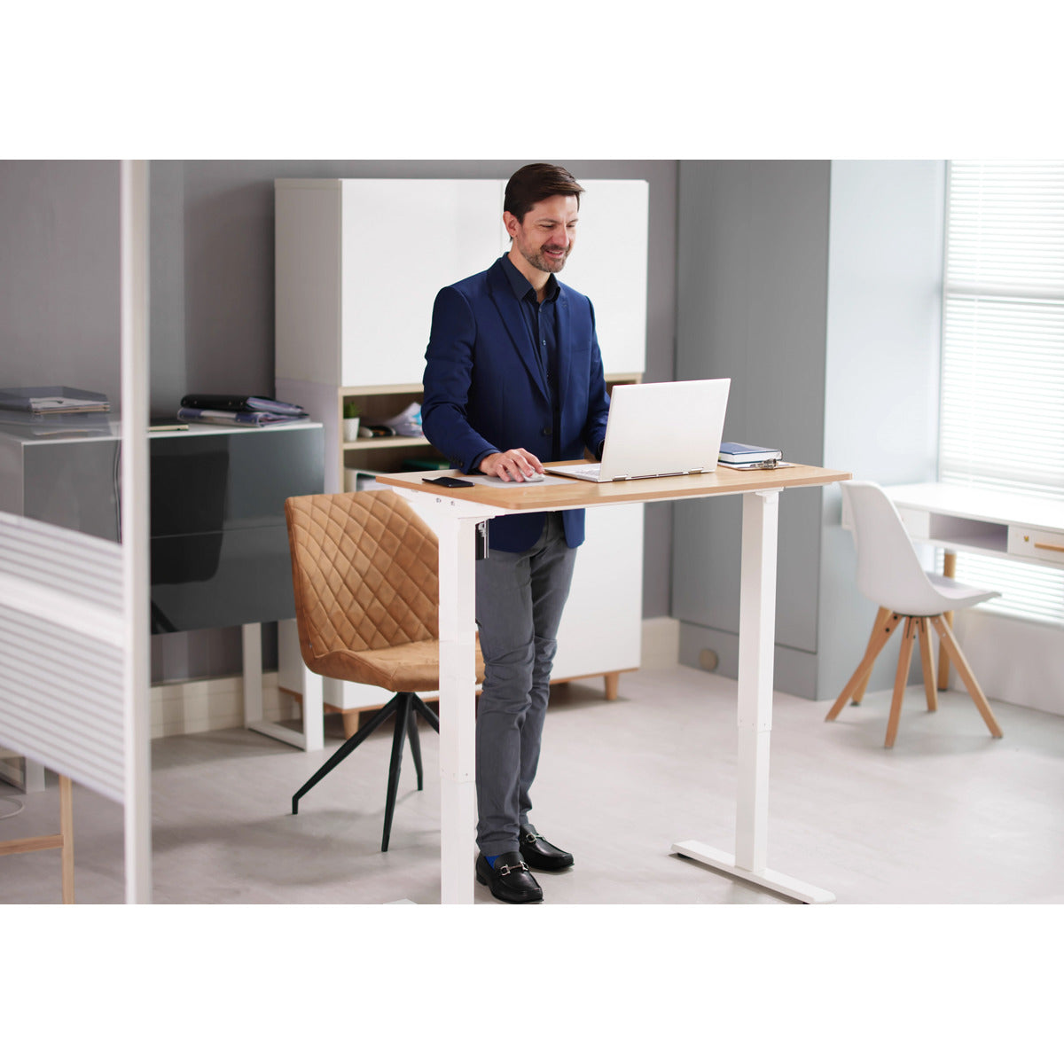 Dellonda Single Motor Ultra-Quiet Adjustable-Height Electric Sit/Stand Desk - Oak Desktop DH68