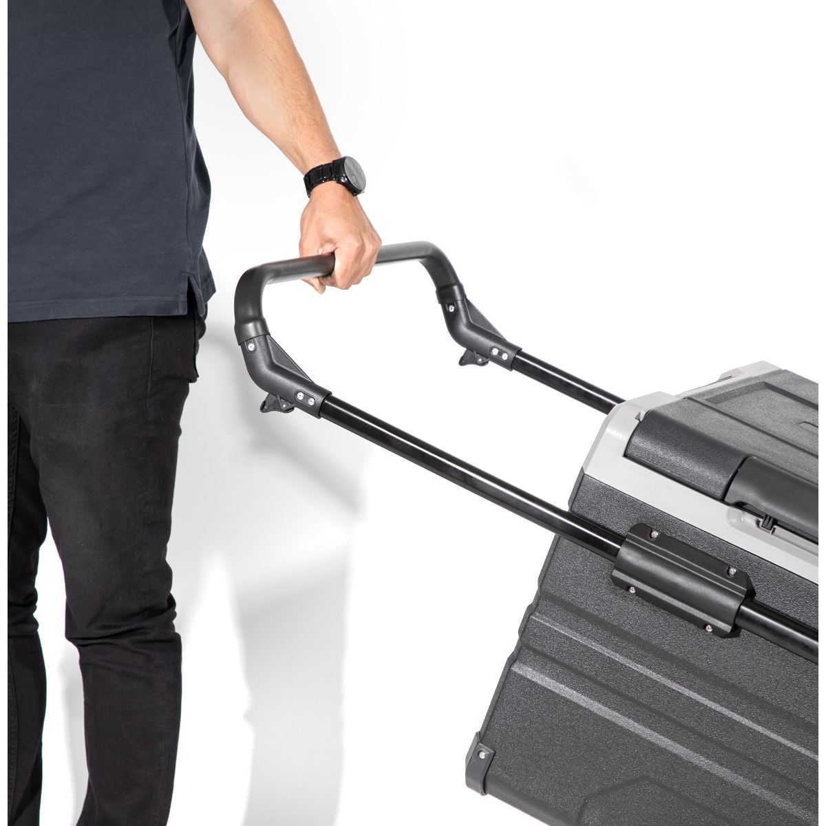 Dellonda Portable Fridge Freezer/Cool Box with LED Display 75L - Image 6