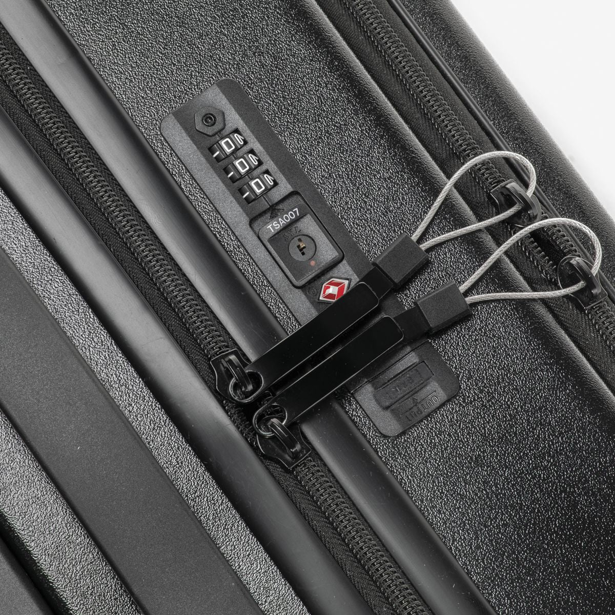 Dellonda Cabin Size Luggage with Laptop Compartments & Dual TSA Lock 18" - Image 7