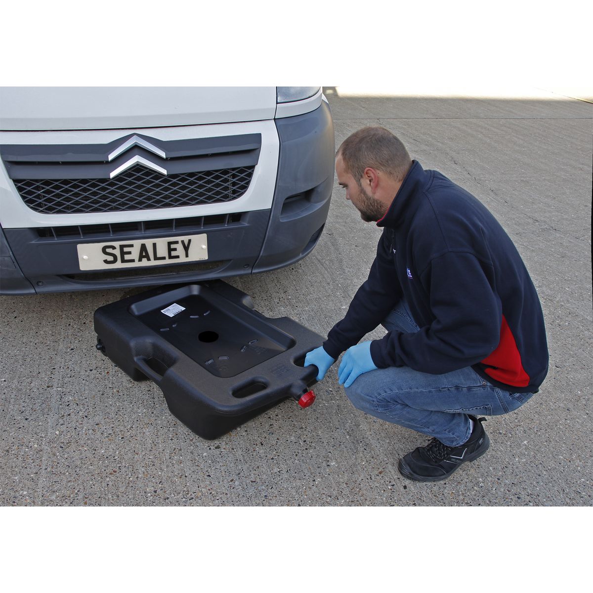 Sealey Oil/Fluid Drain & Recycling Container with Wheels 54L - Image 4