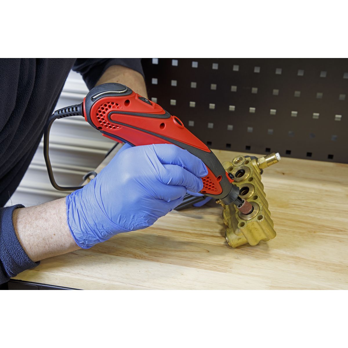 Sealey Multipurpose Rotary Tool & Engraver Kit 230V 40pc - Image 9