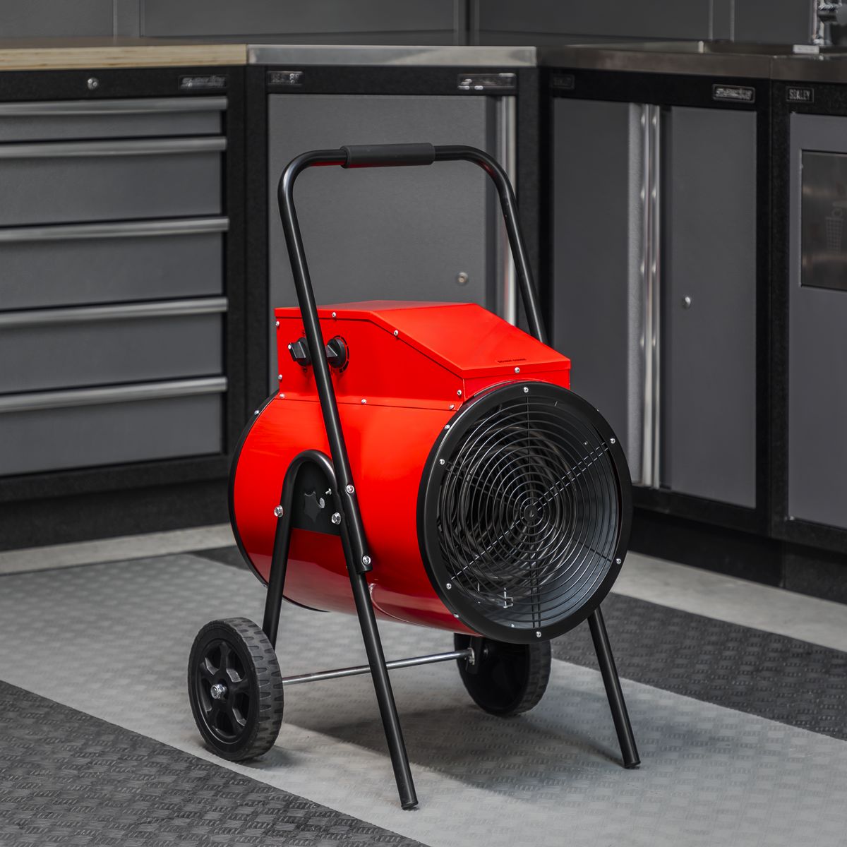 Sealey Industrial Fan Heater 15kW 415V, 3ph - Image 4