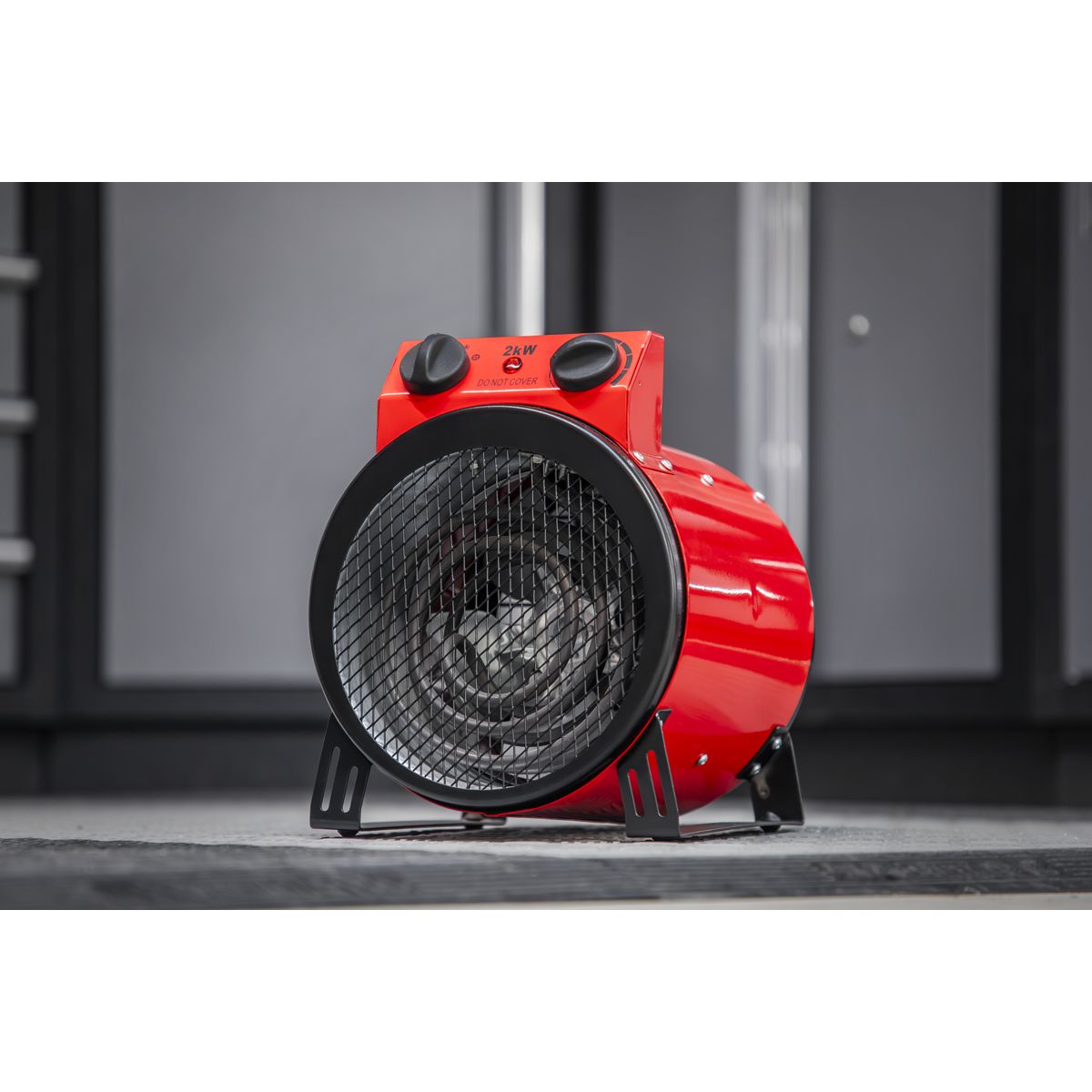 Sealey Industrial Fan Heater 2kW - Image 4