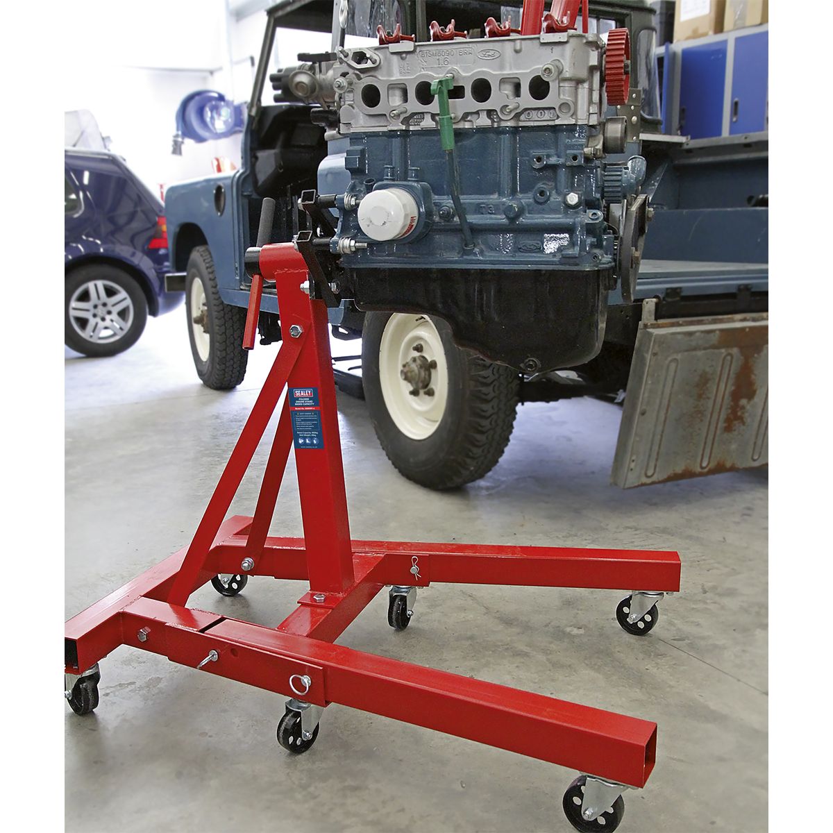 Sealey Folding Engine Stand 900kg - Image 6