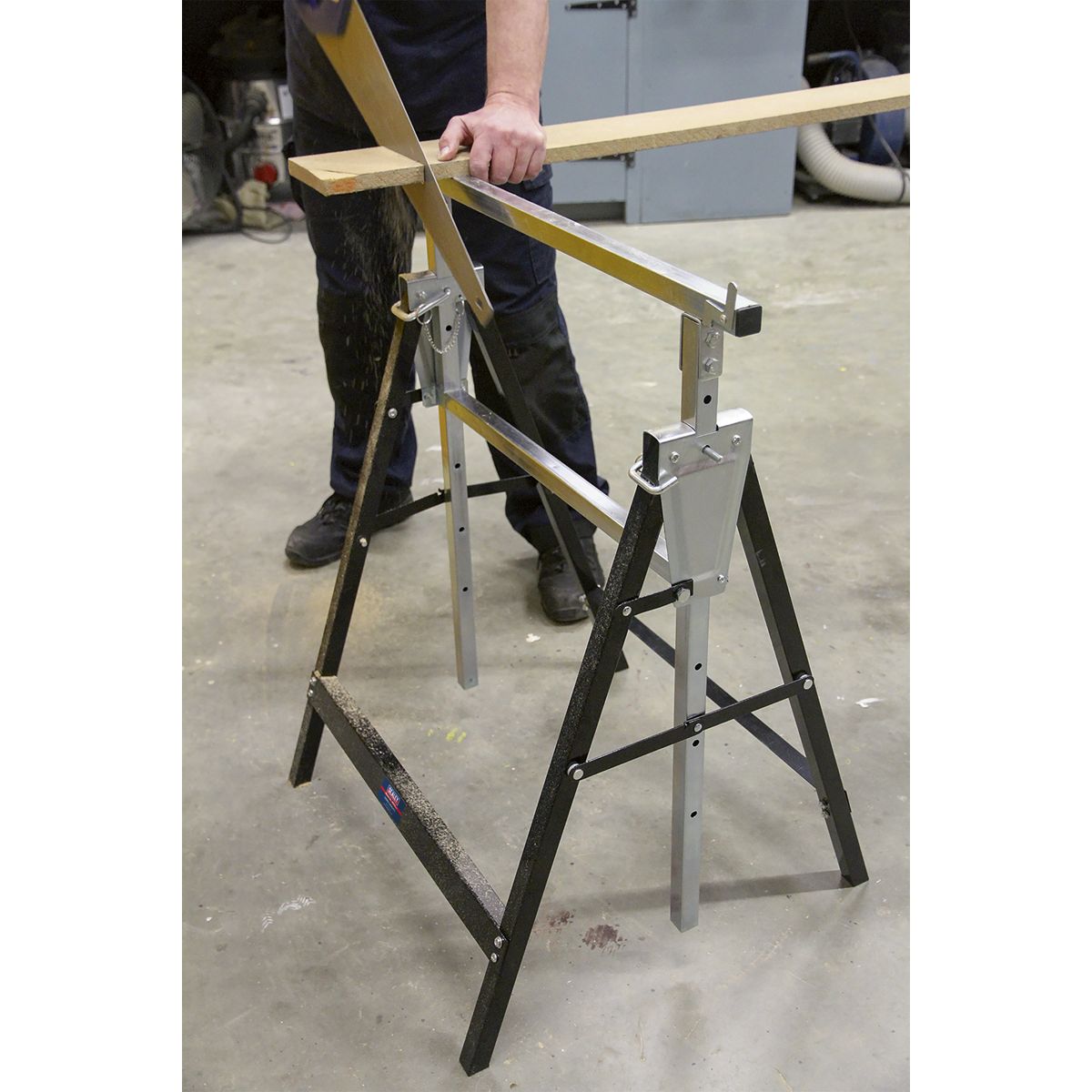 Sealey Fold Down Telescopic Trestle 200kg Capacity - Pair - Image 5