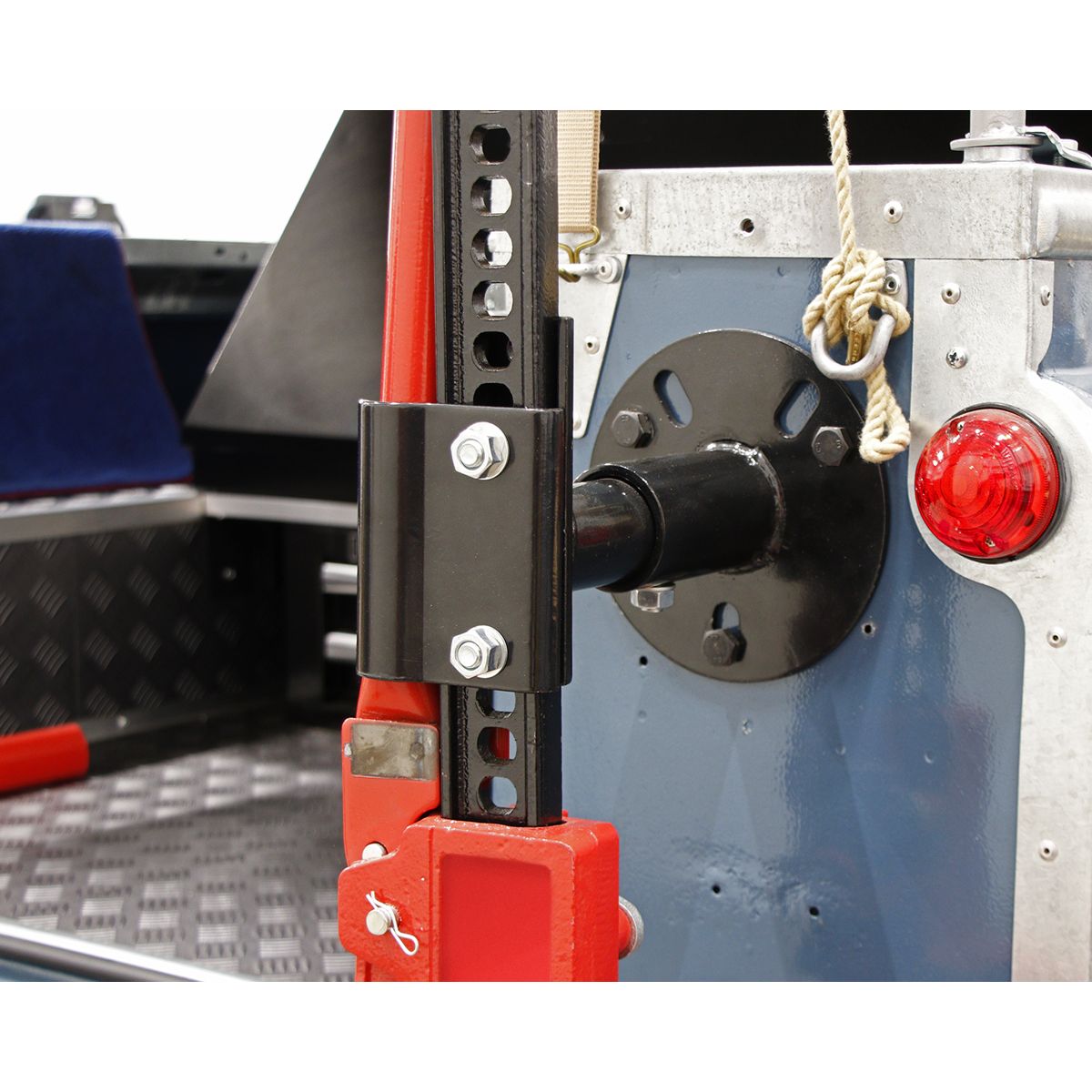 Sealey Farm Jack Wheel Mount Bracket - Image 3