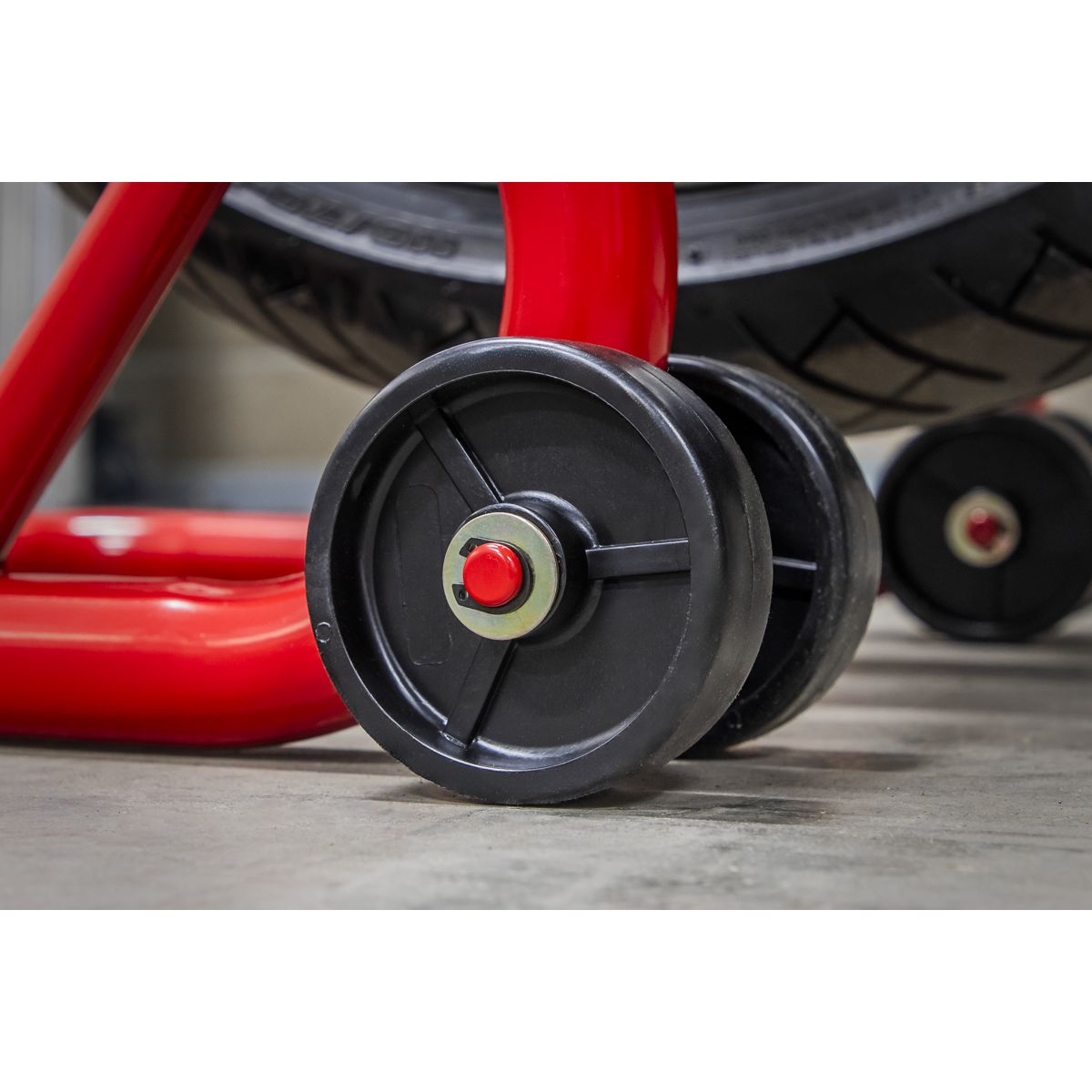 Sealey Paddock Stand Front Fork - Image 4