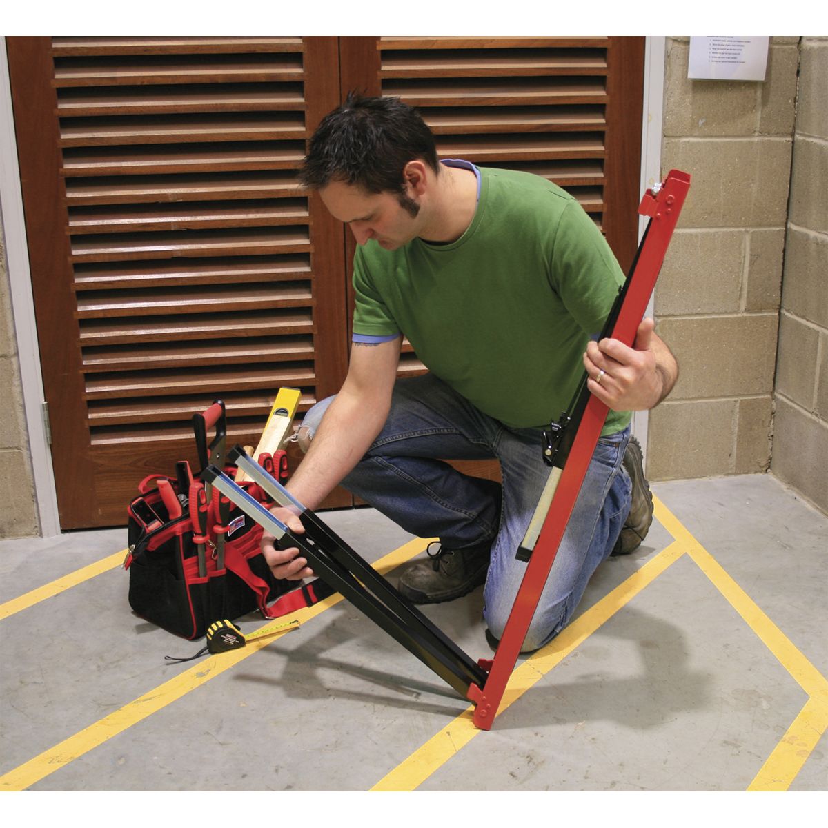 Sealey Fold Down Trestle with Adjustable Legs - Pair - Image 6