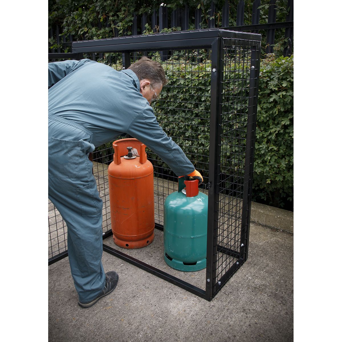 Sealey Gas Cylinder Safety Cage - 2 x 47kg - Image 5
