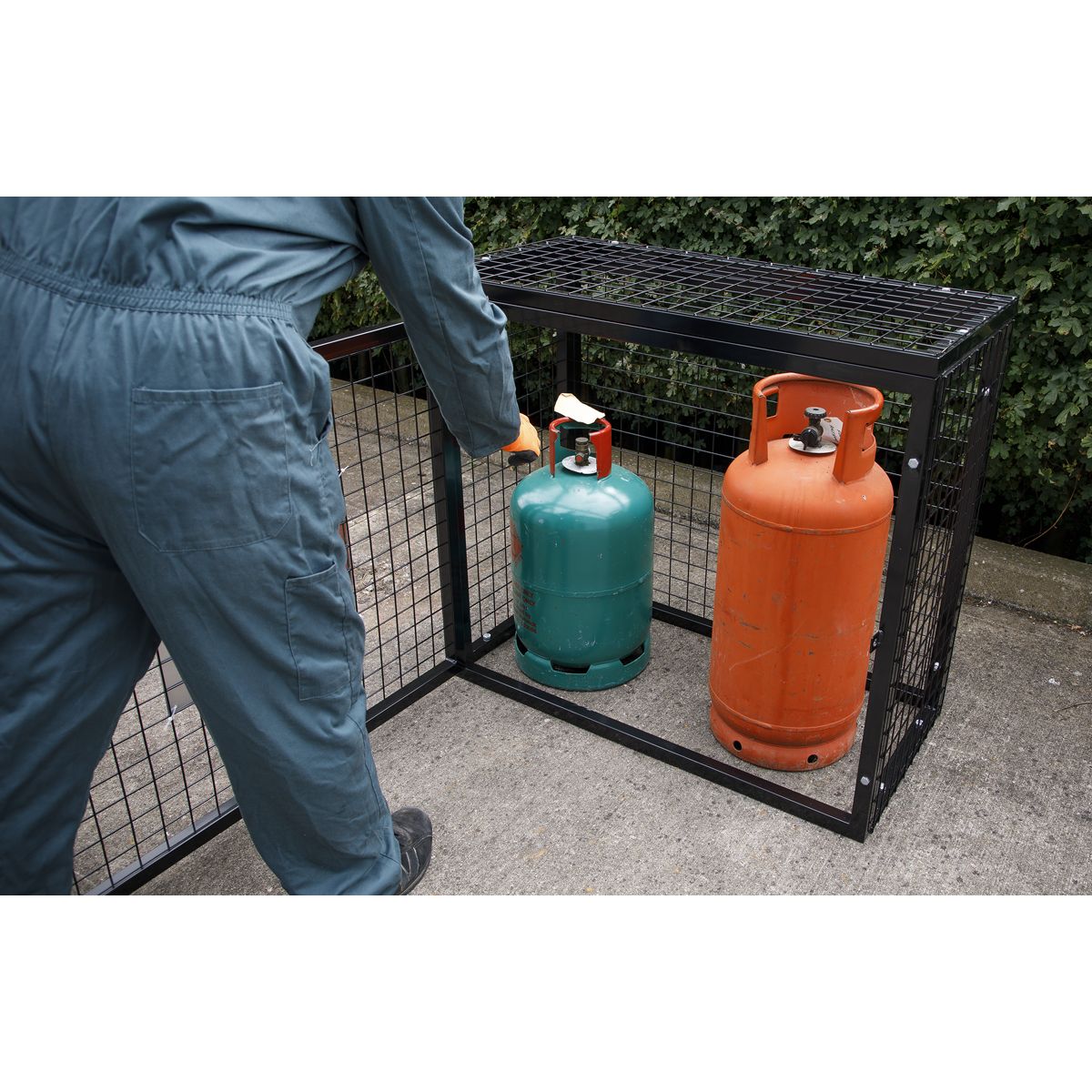 Sealey Gas Cylinder Safety Cage - 3 x 19kg - Image 4