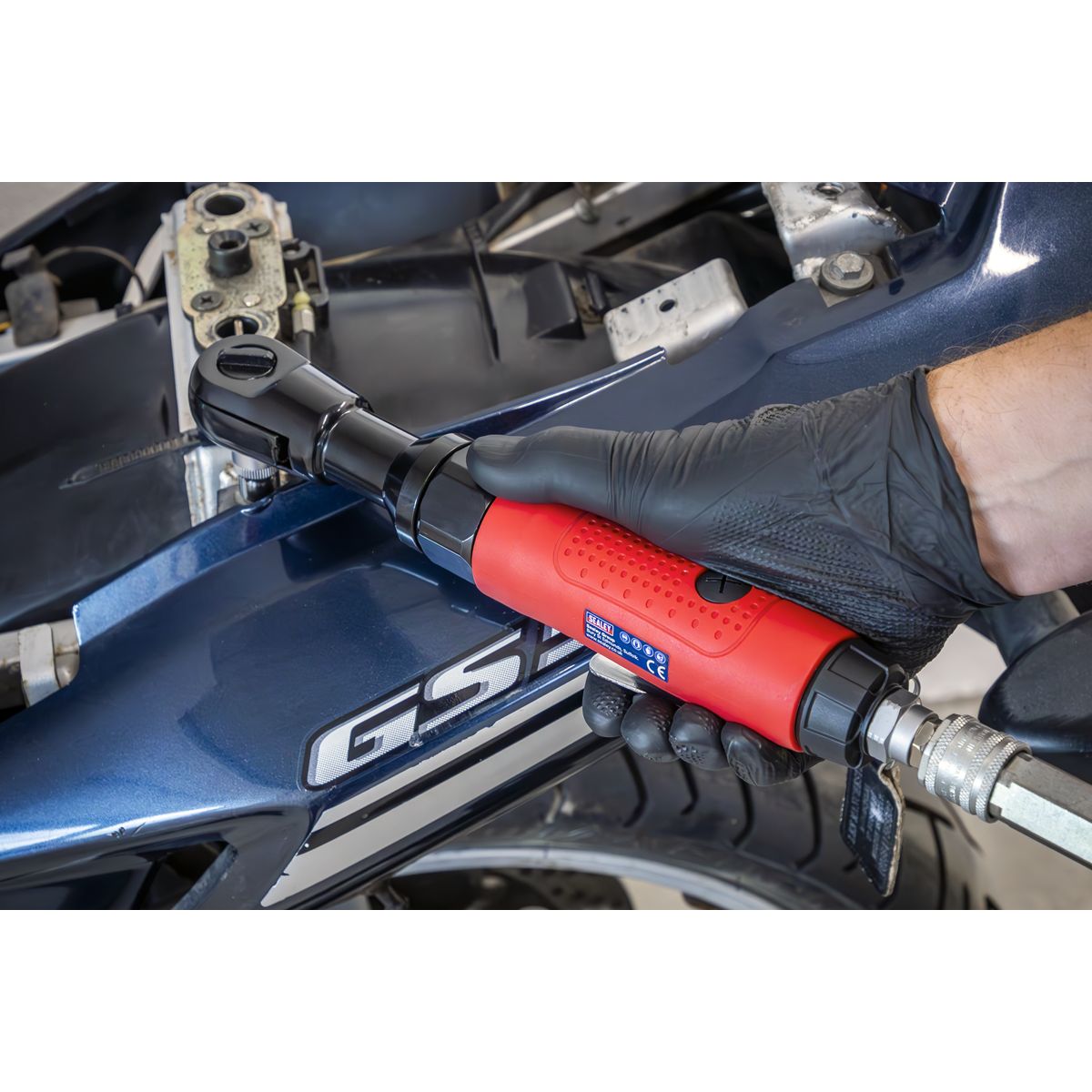 Sealey Generation Air Ratchet Wrench 3/8"Sq Drive - Image 5