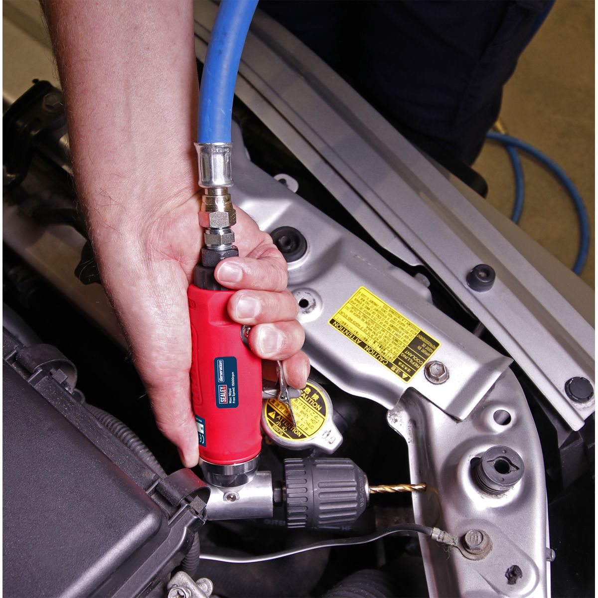 Sealey Generation Air Angle Drill with Keyless Chuck 10mm - Image 4