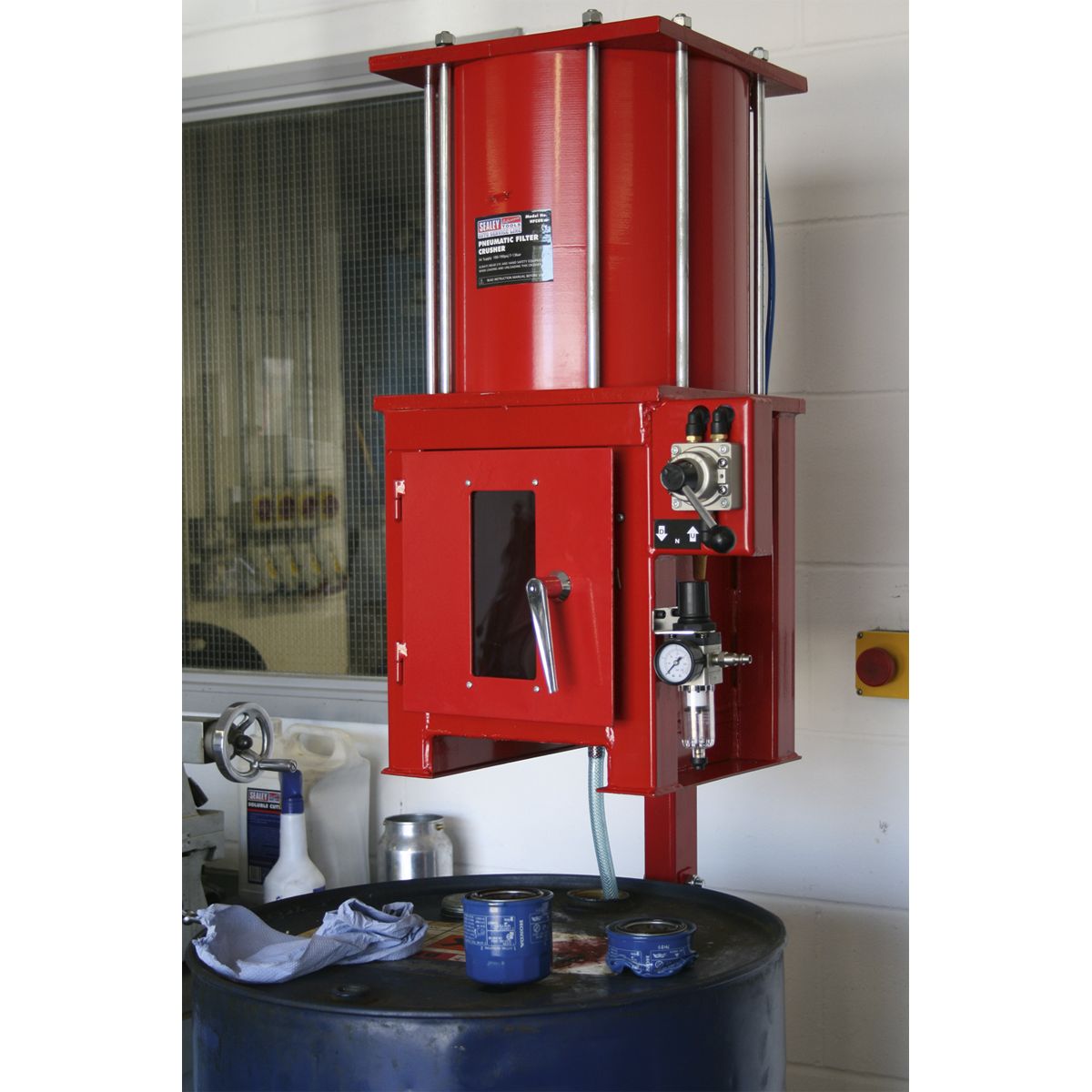 Sealey Pneumatic Oil Filter Crusher - Image 5