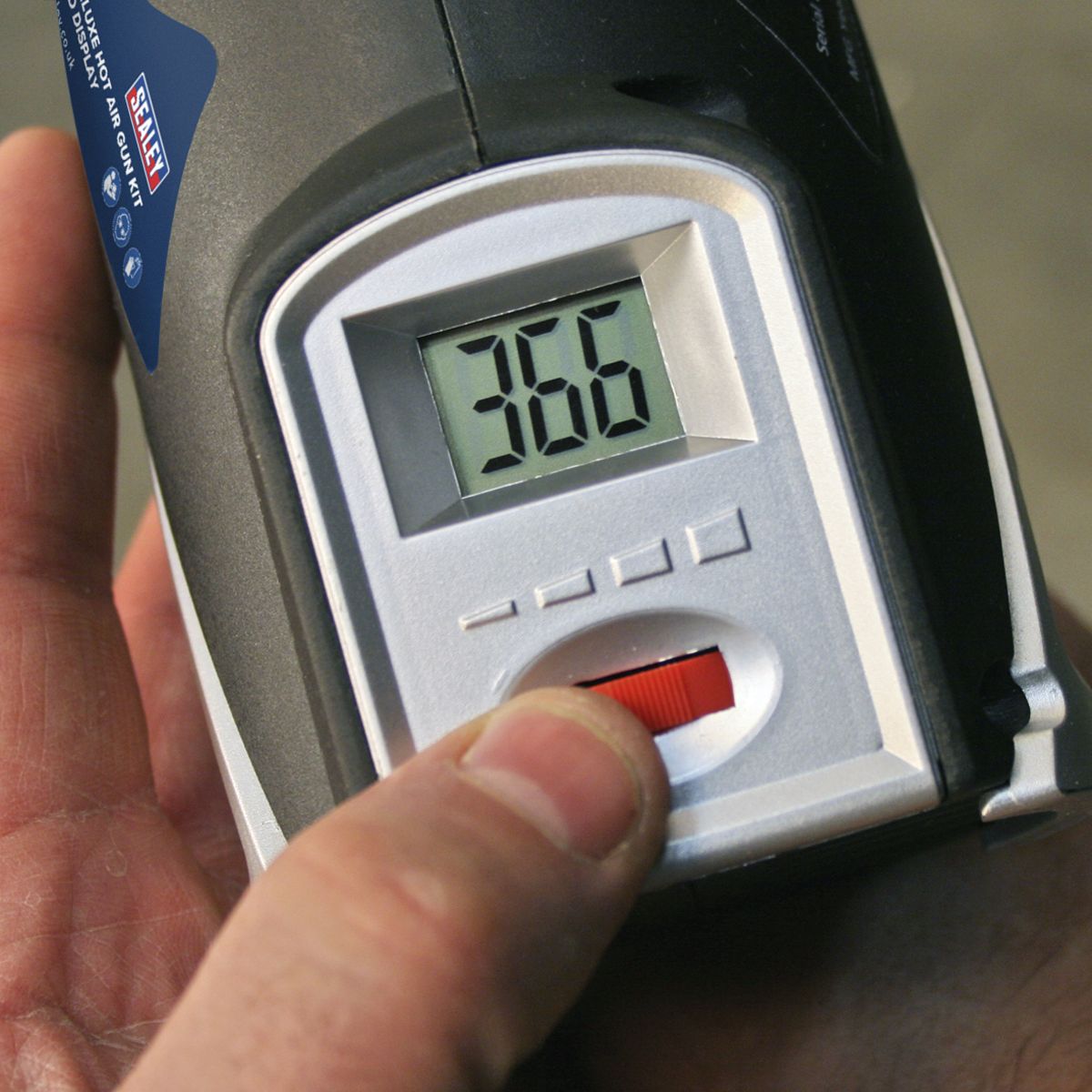 Sealey 2000W Deluxe Heat Gun Kit with LCD Display 80-600°C - Image 5