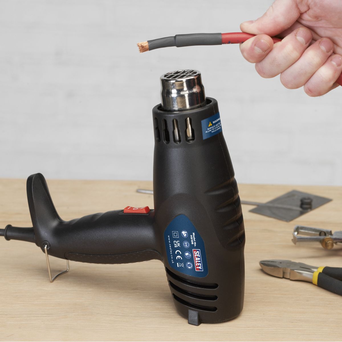Sealey 1600W Heat Gun 375°C/500°C - Image 4