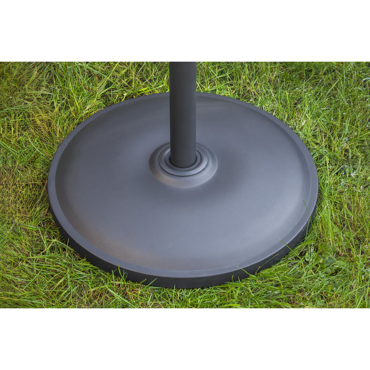 Sealey High Efficiency Carbon Fibre Infrared Patio Heater with Telescopic Floor Stand 1800W/230V - Image 2