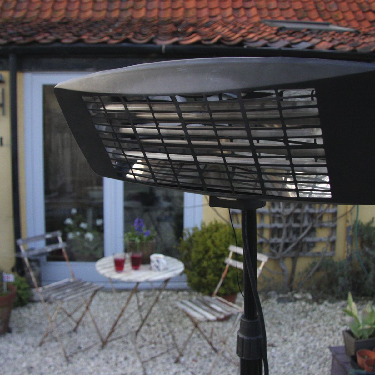Sealey Infrared Quartz Patio Heater with Telescopic Floor Stand 2000W/230V - Image 10