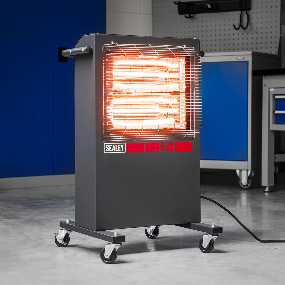Sealey Infrared Cabinet Heater 1.4/2.8kW 230V - Image 7