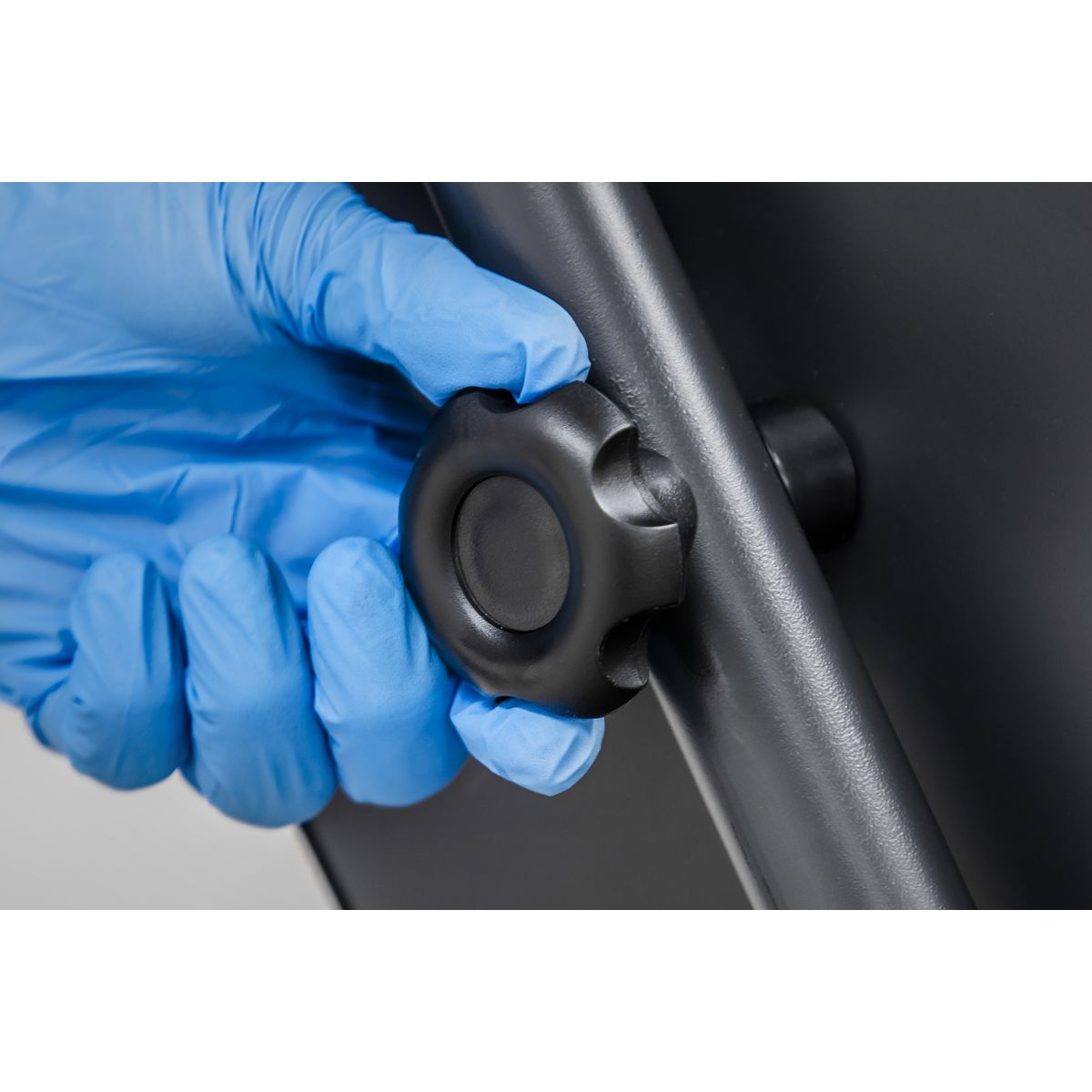 Sealey Infrared Heater 1.2/2.4kW 110V - Image 3