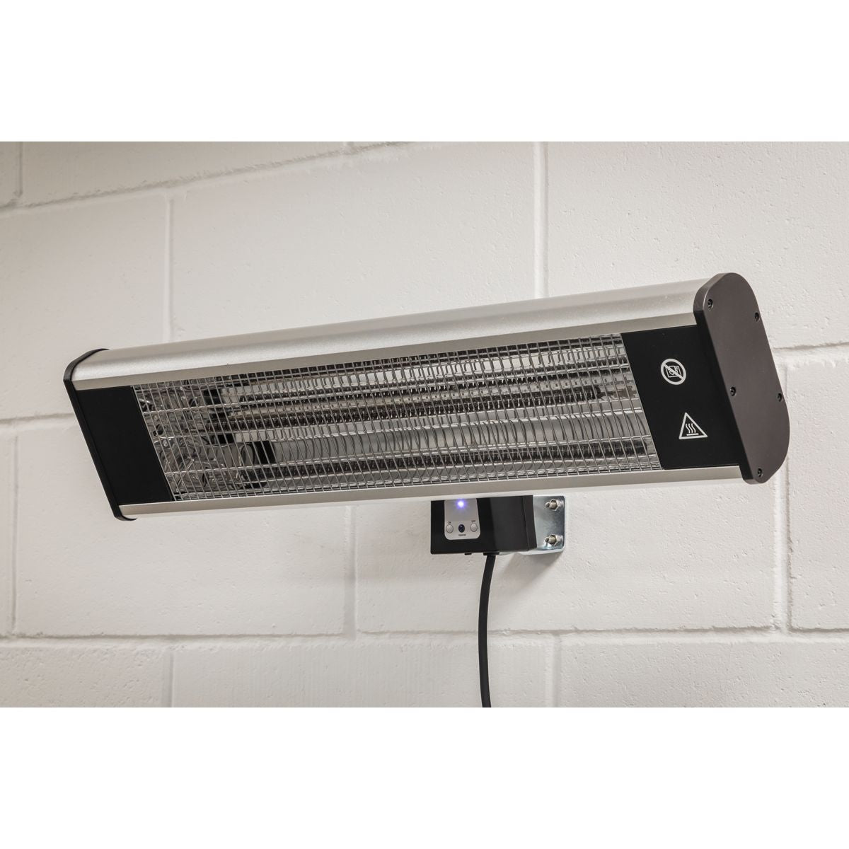 Sealey High Efficiency Carbon Fibre Wall Mounting Infrared Heater 1800W/230V - Image 4
