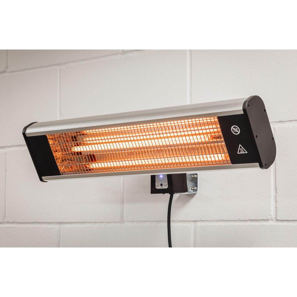 Sealey High Efficiency Carbon Fibre Wall Mounting Infrared Heater 1800W/230V - Image 7