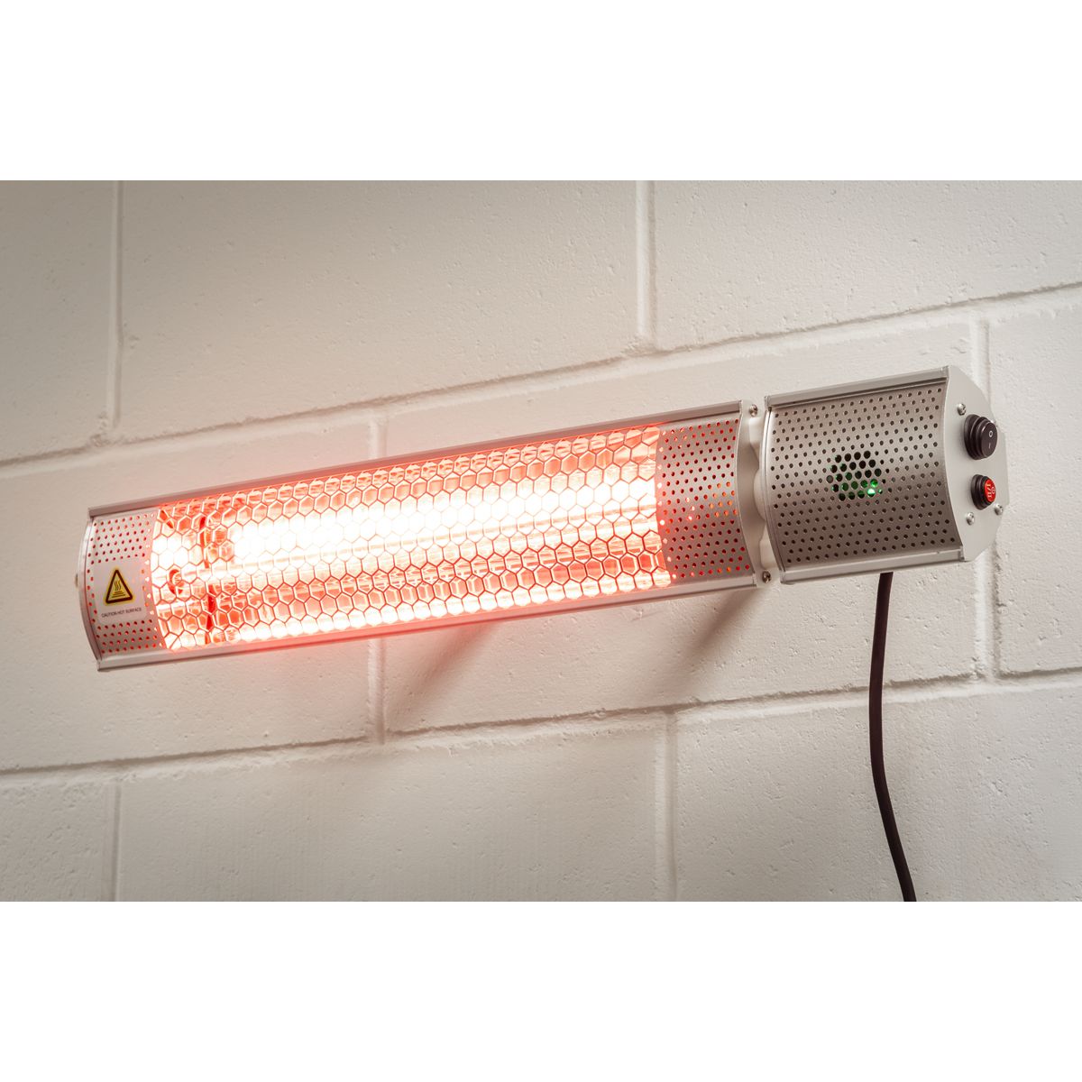 Sealey High Efficiency Wall Mounting Infrared Short Wave Heater 2000W/230V - Image 8