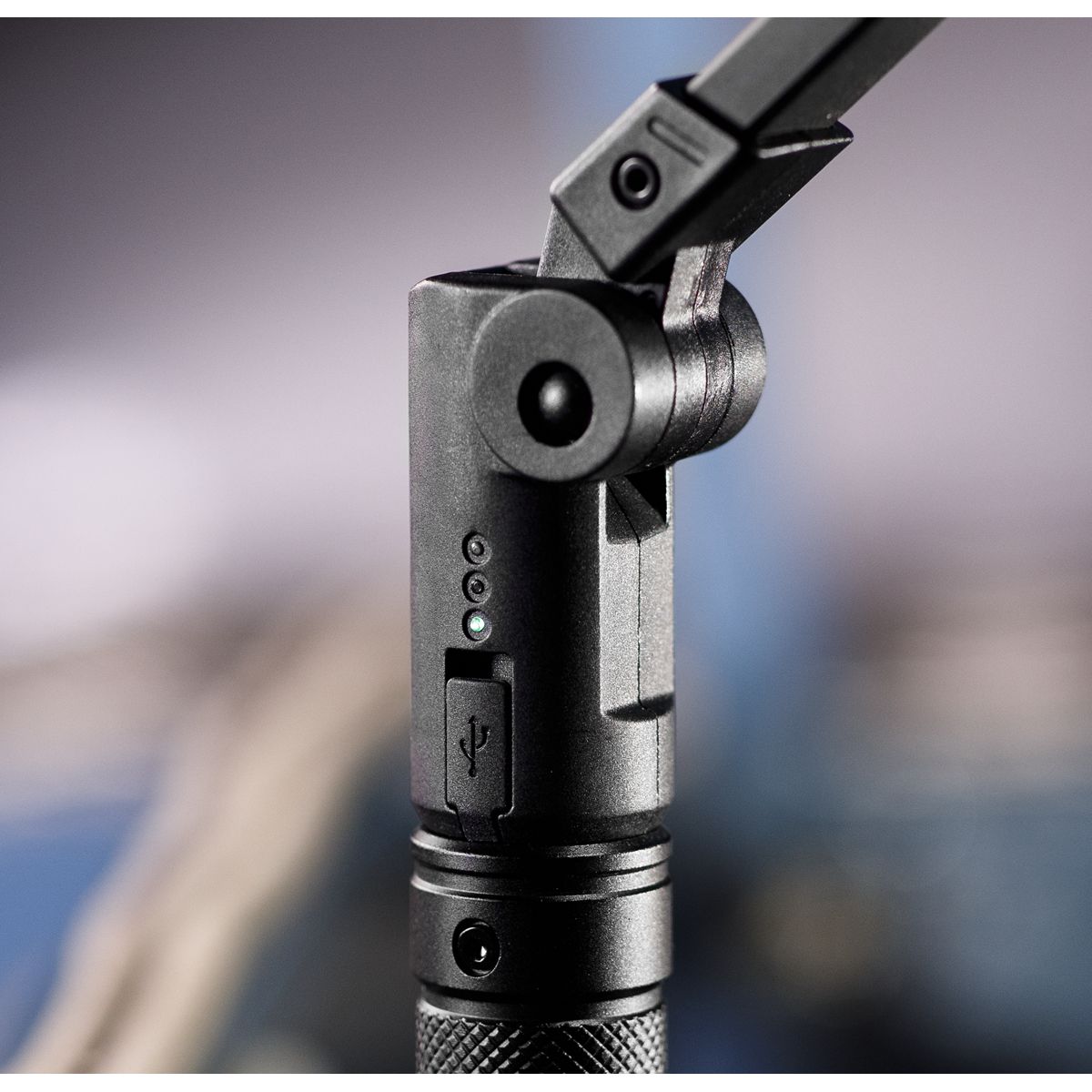 Sealey Rechargeable Aluminium Folding Pocket Light 2 COB & 1 SMD LED - Image 6
