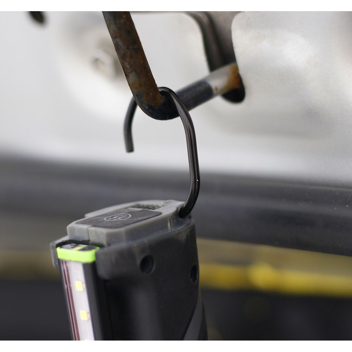 Sealey Rechargeable Slim Folding Inspection Light 5W & 1W SMD LED - Image 9